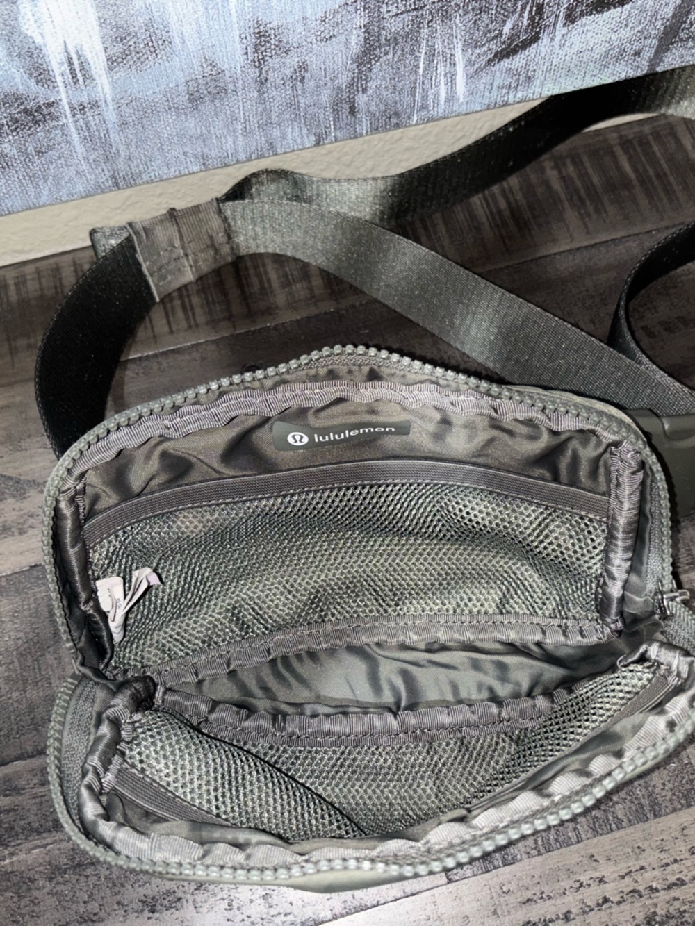 Lululemon Everywhere Belt Bag OS Army Green - Picture 8 of 10